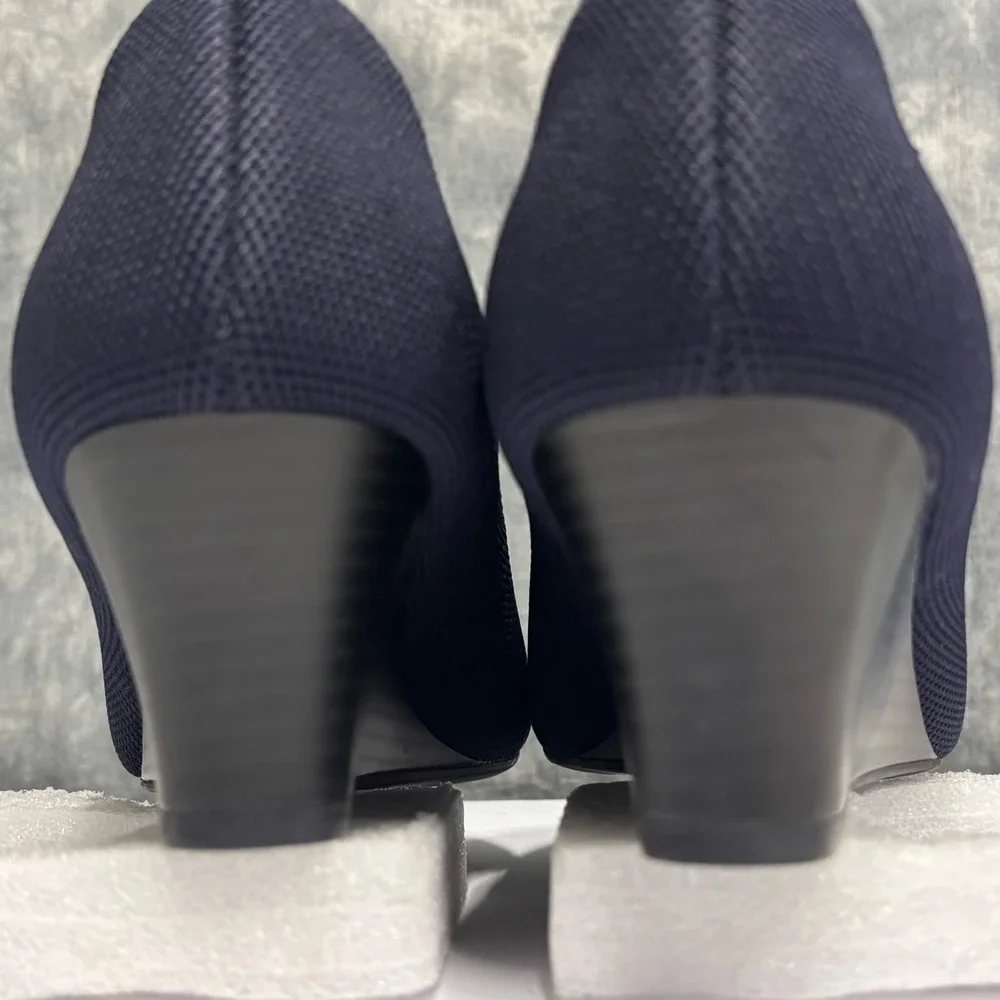 VIVAIA Pointed-Toe Wedge Pumps Women 9 Navy Blue Knit Comfort Sustainable NWOB